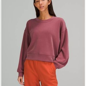 Lululemon cropped pink crew neck